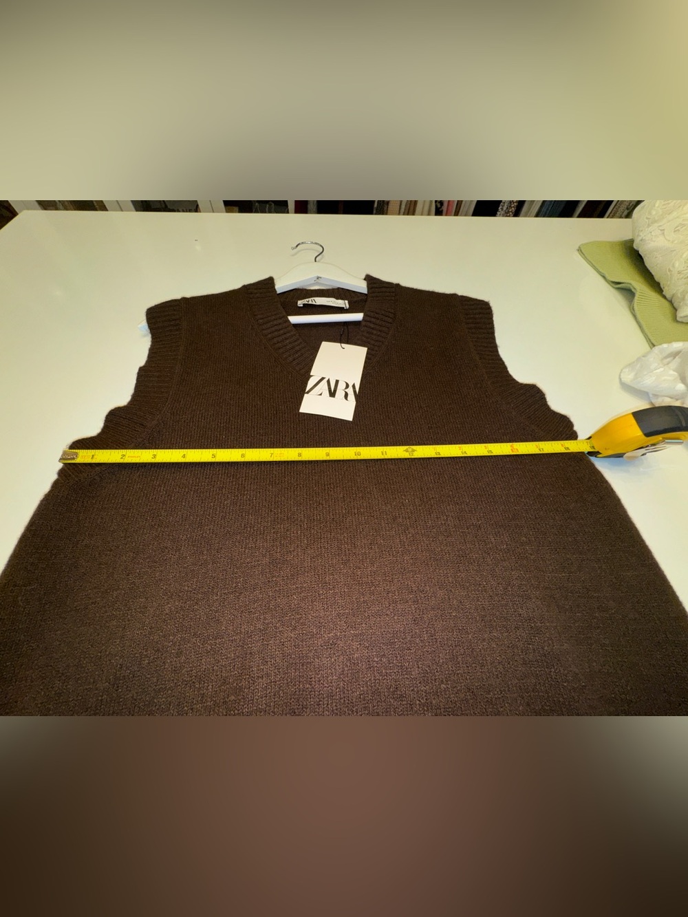 ZARA Brown Knit V-Neck Sleeveless Vest - Picture 8 of 8